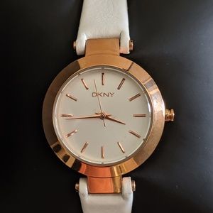 NWT White DKNY watch